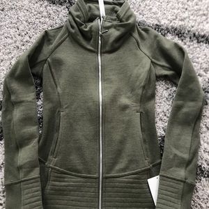 Lululemon radiant jacket heathered fatigue green